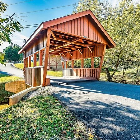 Cabin With New Hot Tub, Near Dollywood .2Bd.2Ba.Sleeps6.Bbq Sevierville Exterior photo